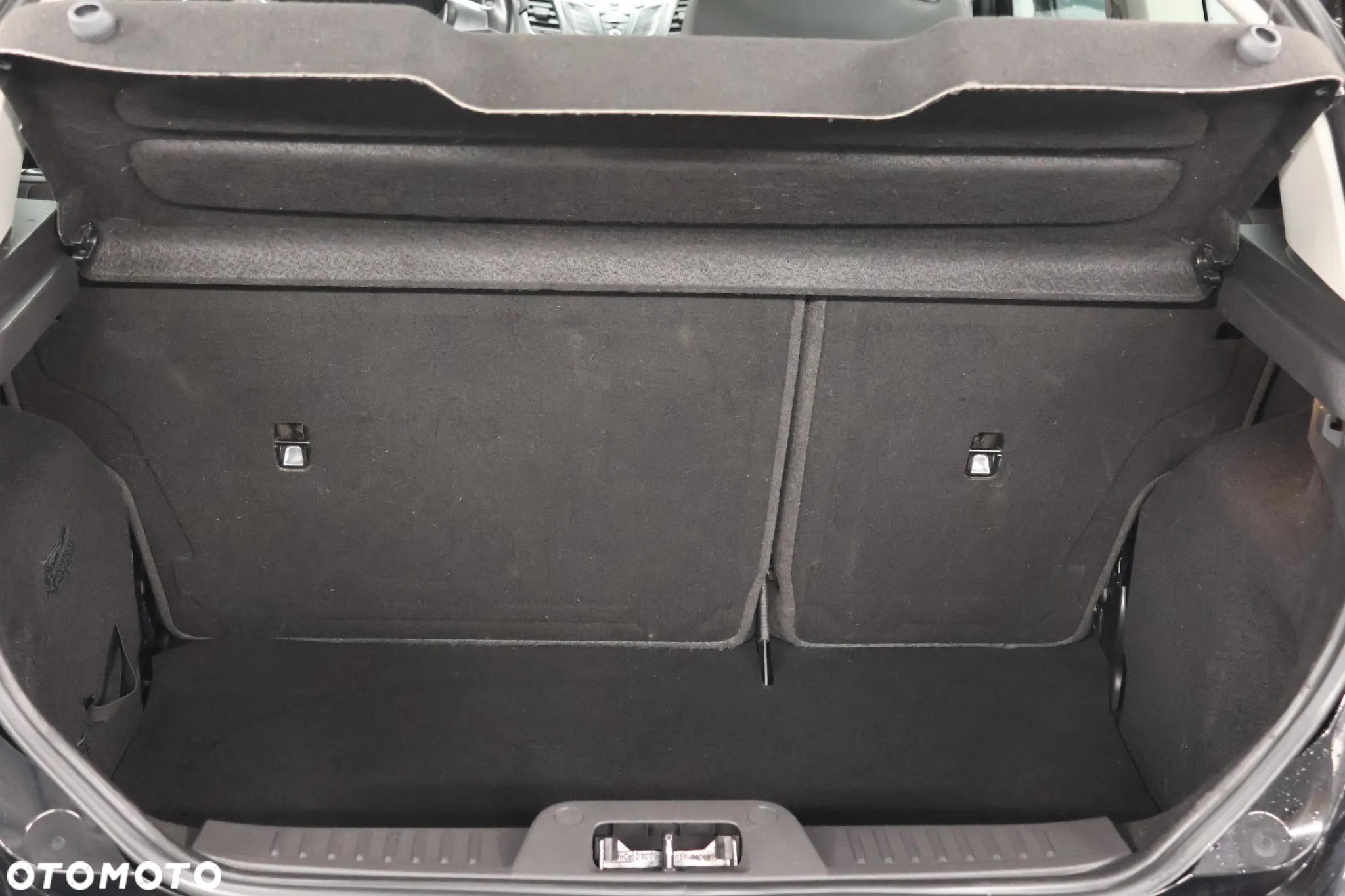 Ford Fiesta 1.25 Ambiente - 14