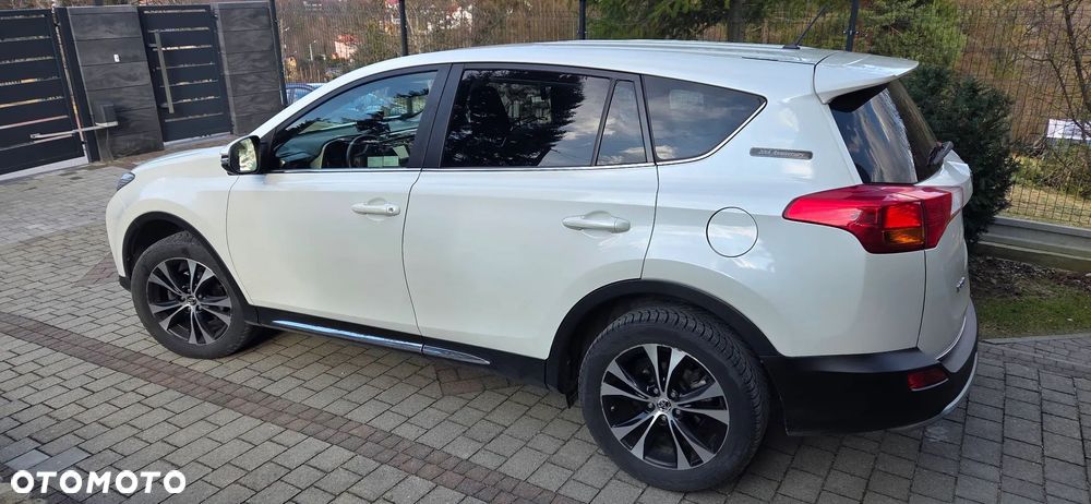 Toyota RAV4 2.0 D-4D 4x4 - 2