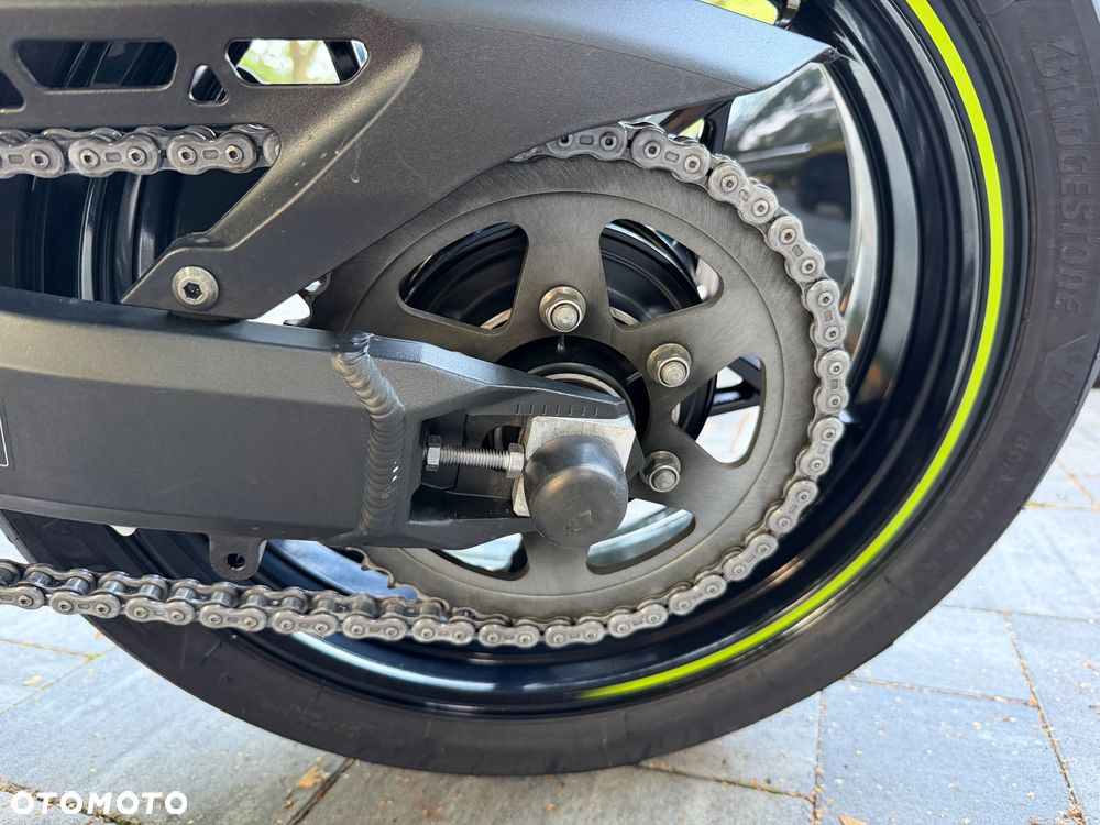 Kawasaki Z 900 - 8