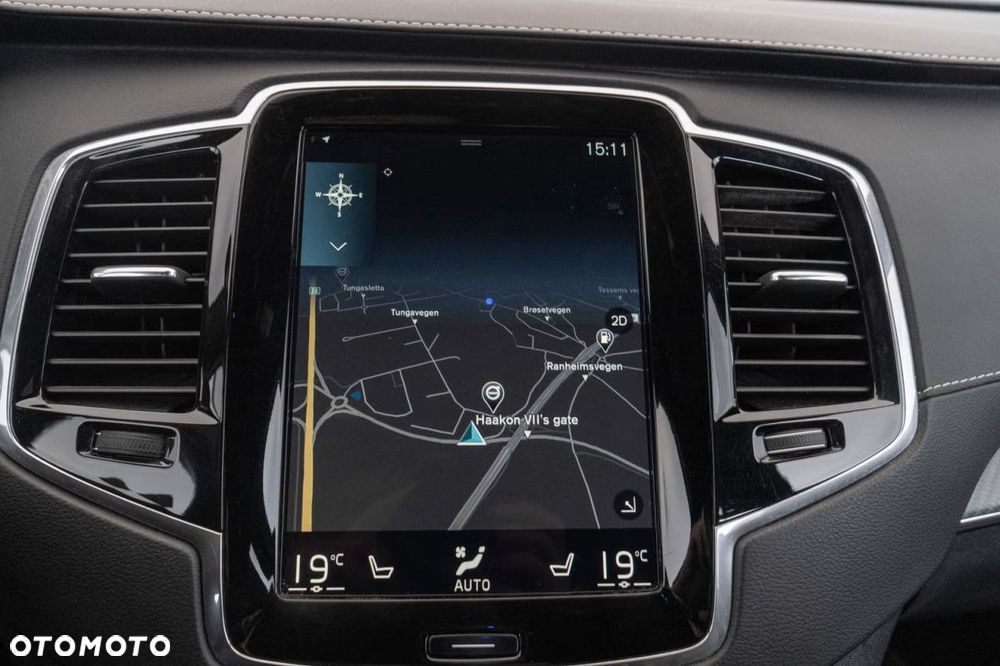 Volvo XC 90 T8 AWD Twin Engine Geartronic RDesign - 21