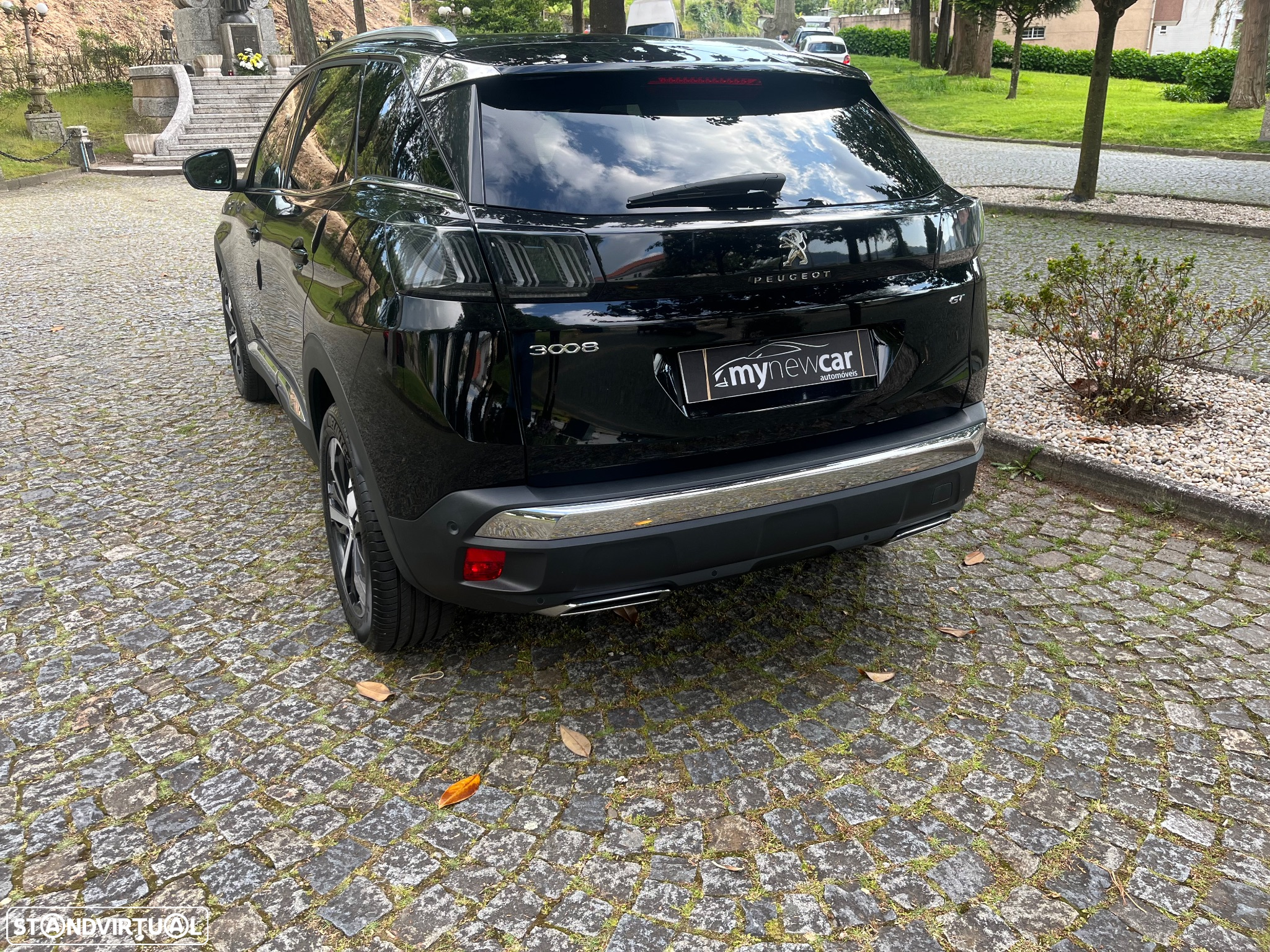 Peugeot 3008 1.5 BlueHDi GT EAT8 - 11