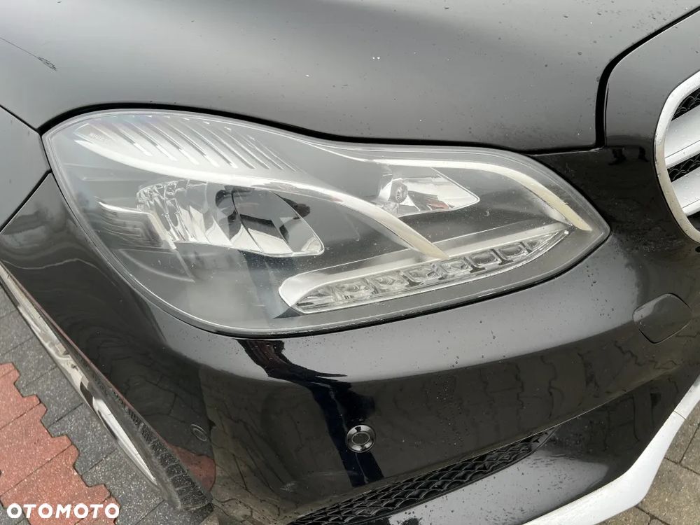 Przód kompletny zderzak AMG maska błotniki chłodnice pas przedni lampy LED OE Mercedes W212 Lift C197 - 24