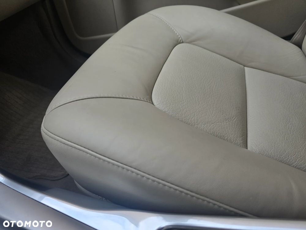 Volvo V70 D2 Summum - 11