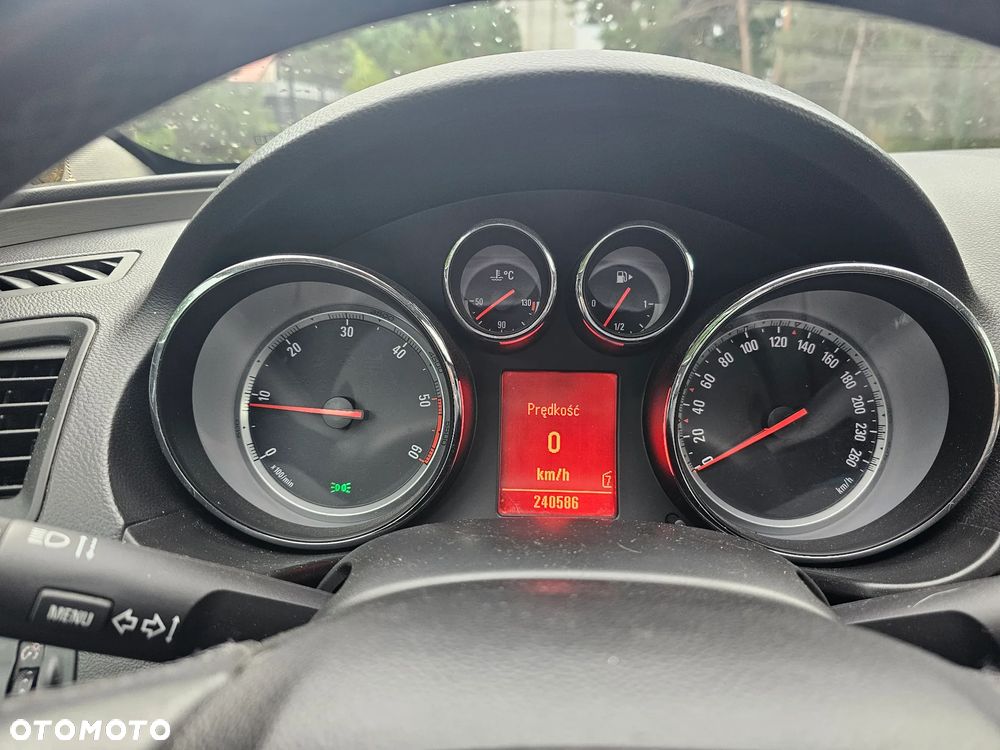 Opel Insignia 2.0 CDTI Sport - 11