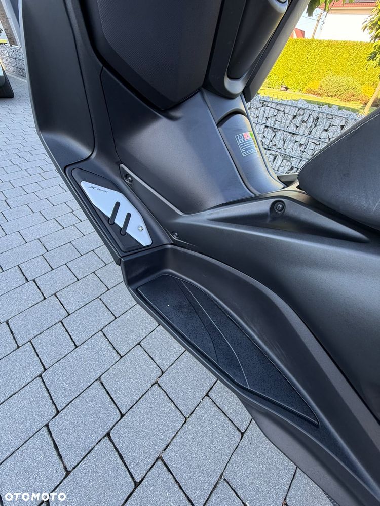 Yamaha X-max - 11