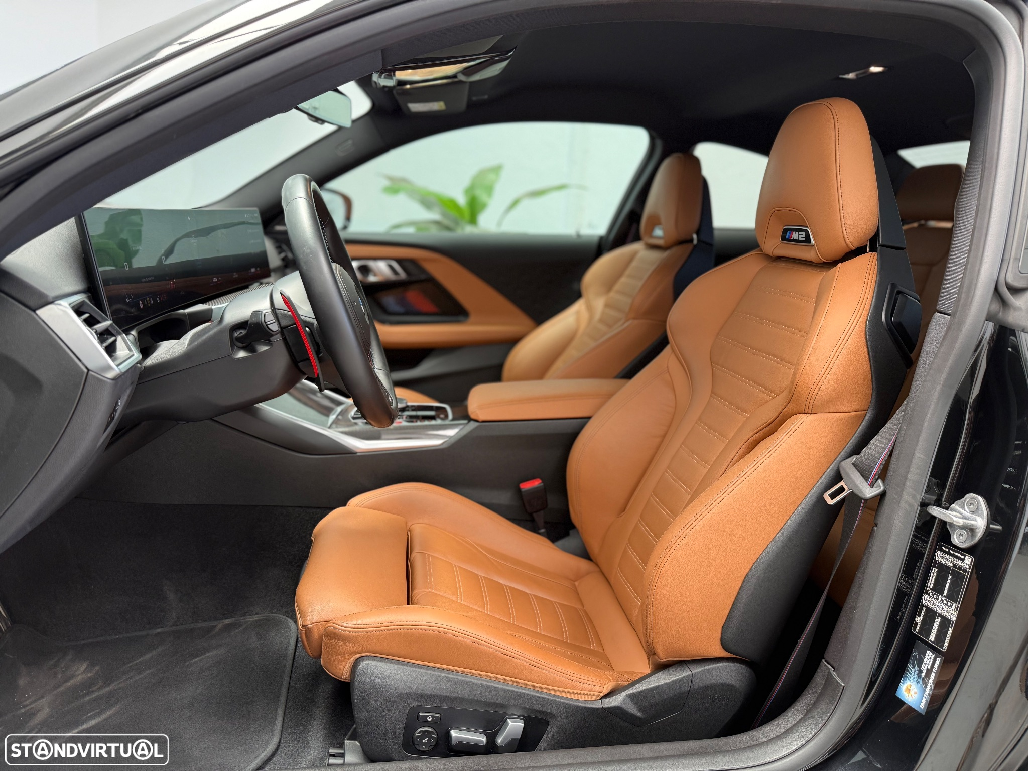 BMW M2 Auto - 10