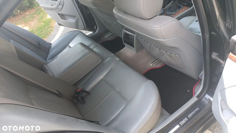 BMW Seria 5 - 18