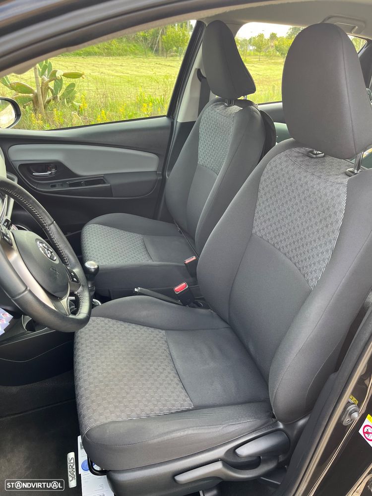 Toyota Yaris 1.0 VVT-i Comfort+P.Style - 13
