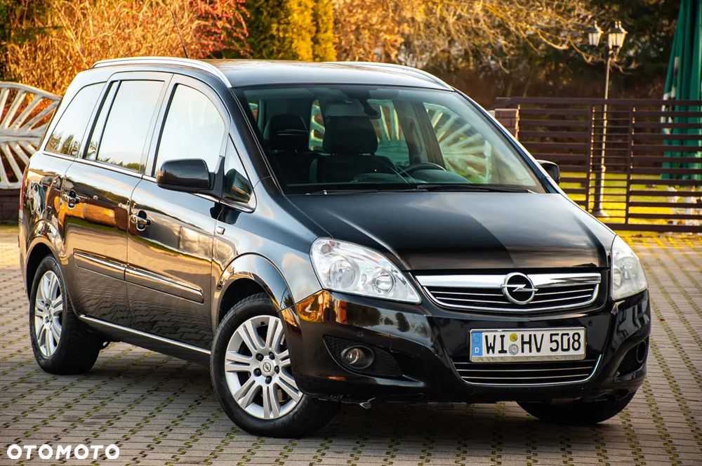 Opel Zafira - 1