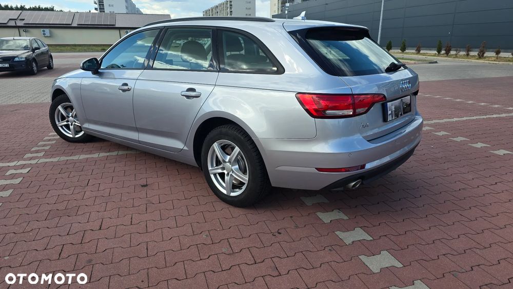 Audi A4 Avant - 5