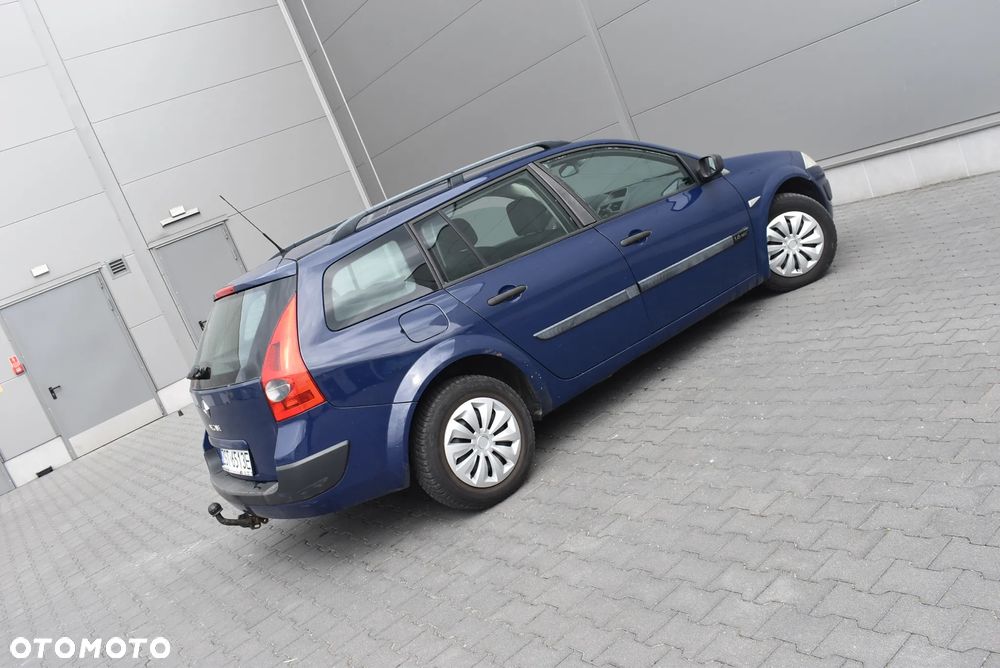 Renault Megane 1.6 Confort Dynamique - 4