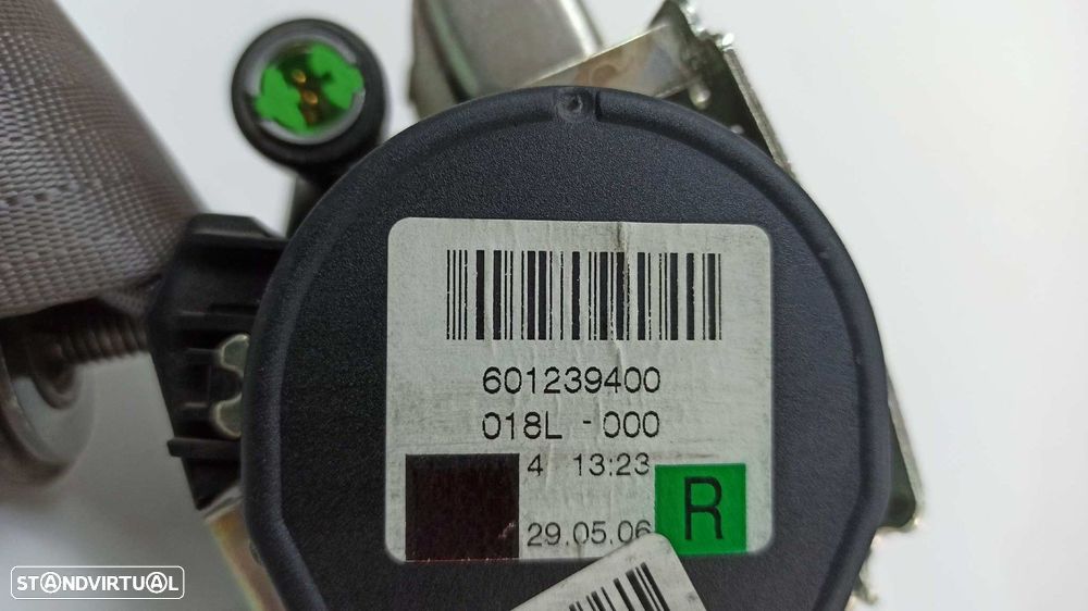 CINTO DE SEGURANÇA TRASEIRO DIREITO VOLVO XC90 D5 MOMENTUM (136KW)(7 SITZE) - 2