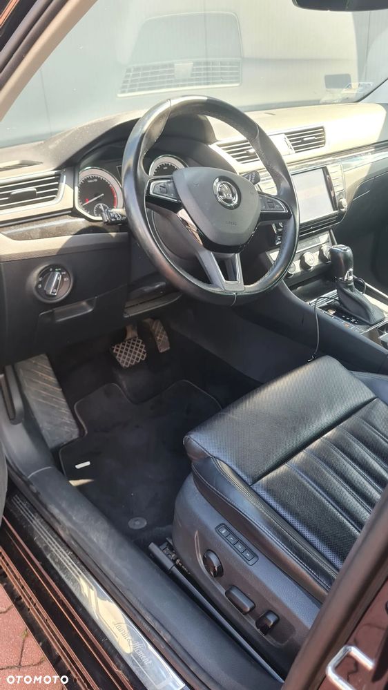 Skoda Superb 2.0 TSI L&K DSG - 6