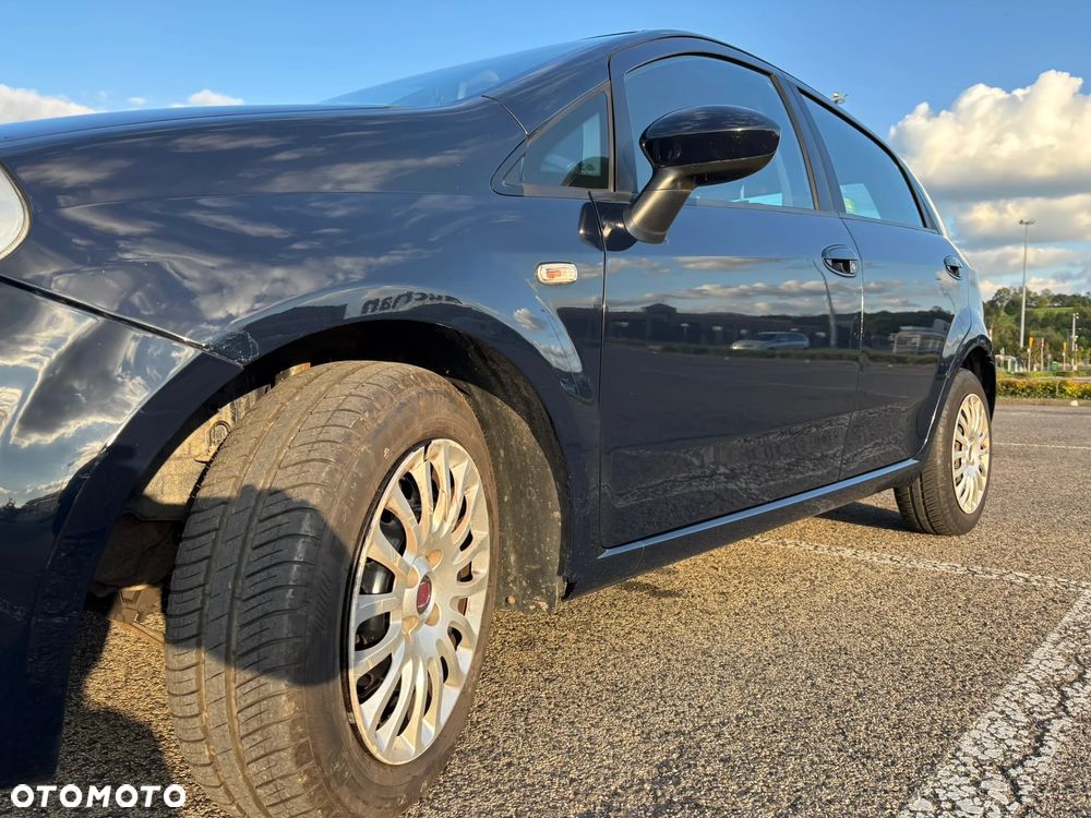 Fiat Grande Punto - 10