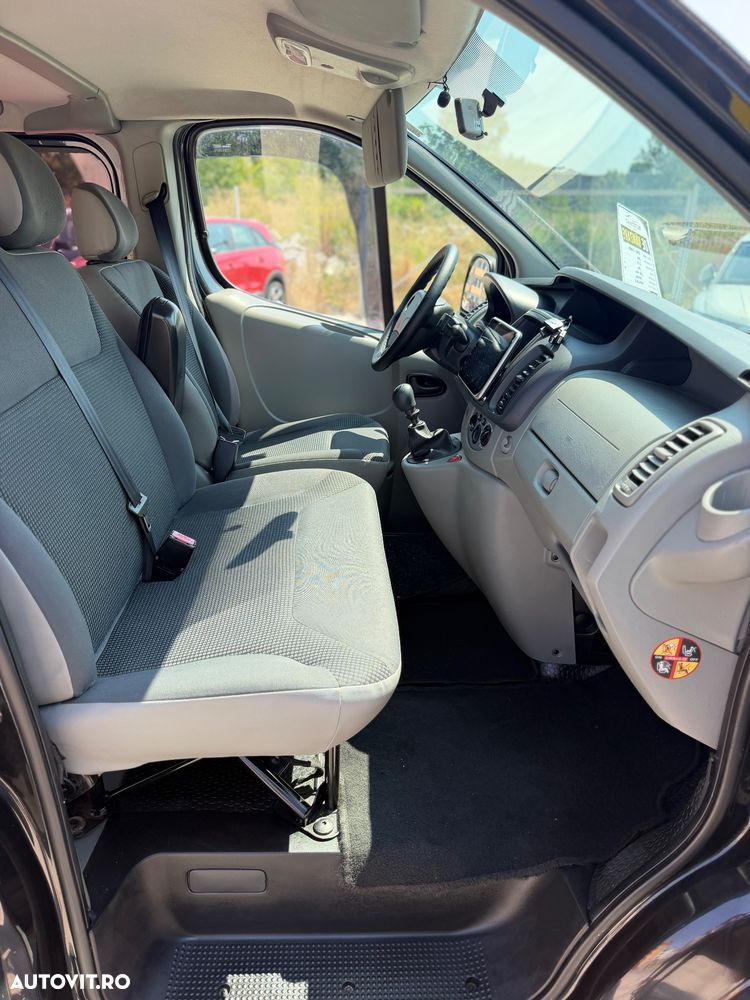 Opel Vivaro - 9