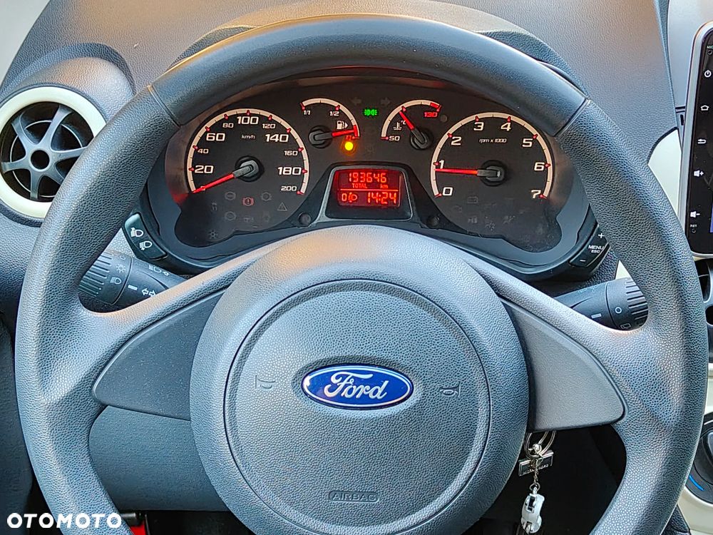 Ford KA 1.2 Ambiente - 9