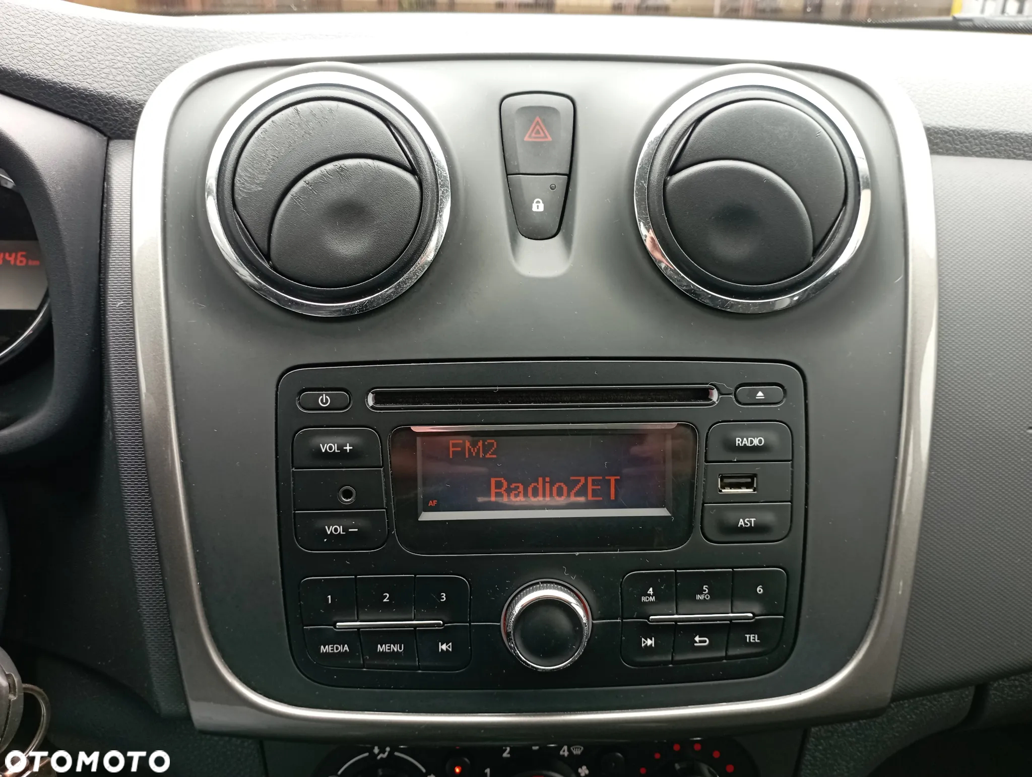 Dacia Sandero Stepway 0.9 TCe Laureate - 14