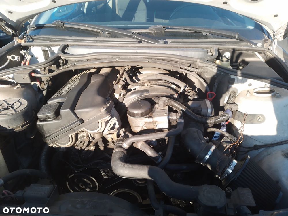 BMW E46 LIFT 318i  01-05   N42B20A   ALTERNATOR - 1