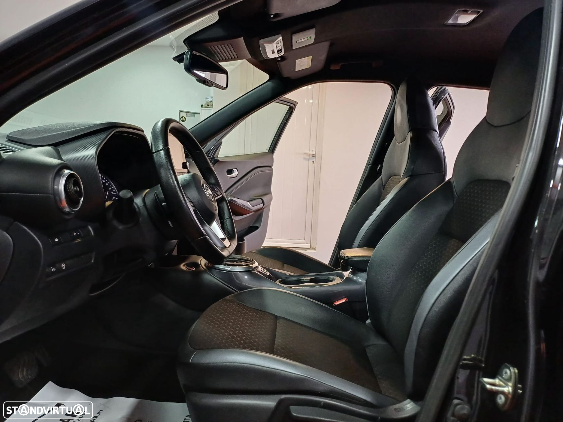 Nissan Juke 1.0 DIG-T N-Connecta DCT - 10