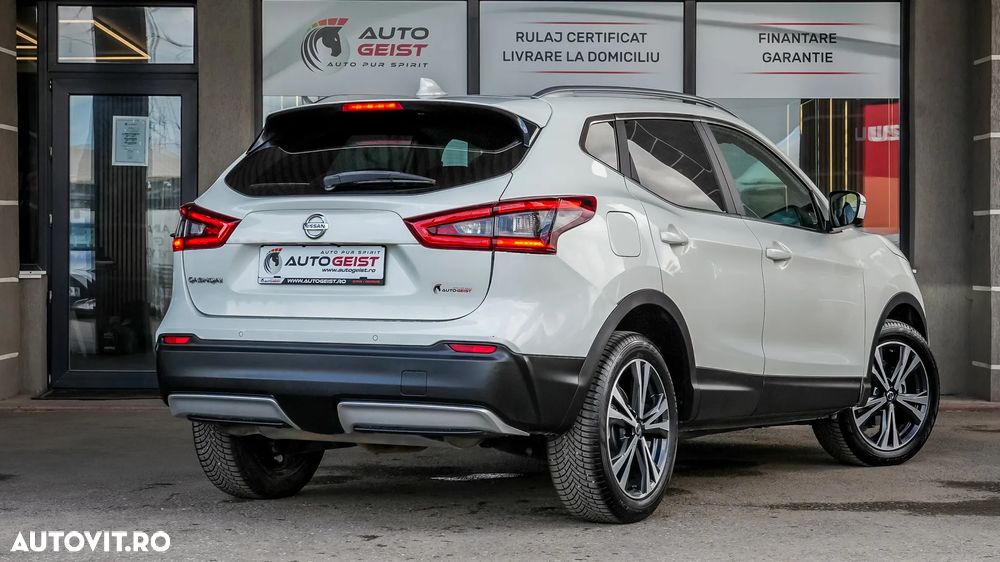 Nissan Qashqai 1.6 dCi DPF tekna - 6