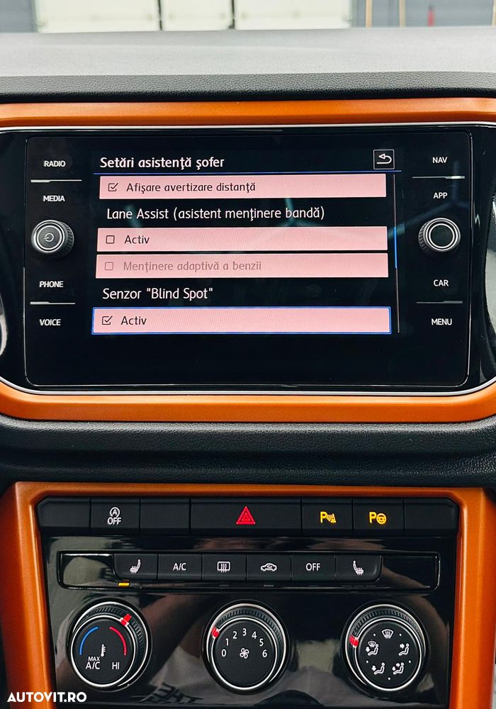 Volkswagen T-Roc 1.6 TDI SCR - 29