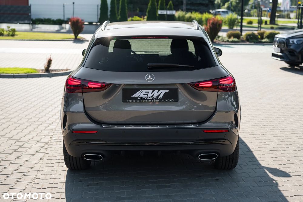 Mercedes-Benz GLA 200 AMG Line - 6