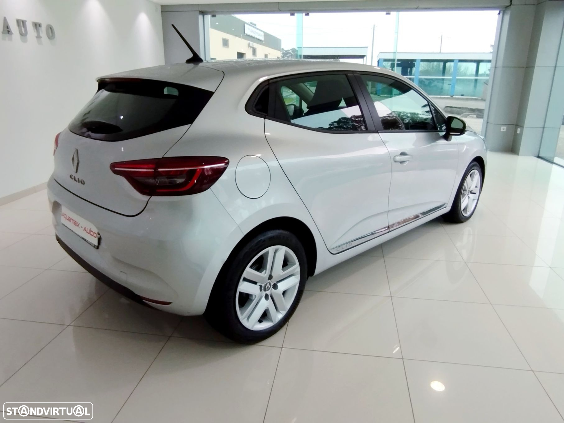 Renault Clio 1.5 Blue dCi Intens - 4