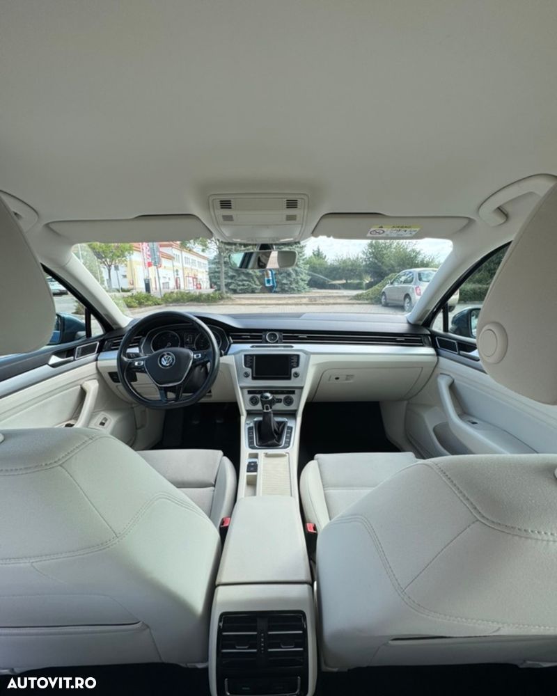 Volkswagen Passat 2.0 TDI Comfortline - 9