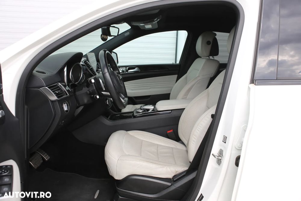 Mercedes-Benz GLE - 22