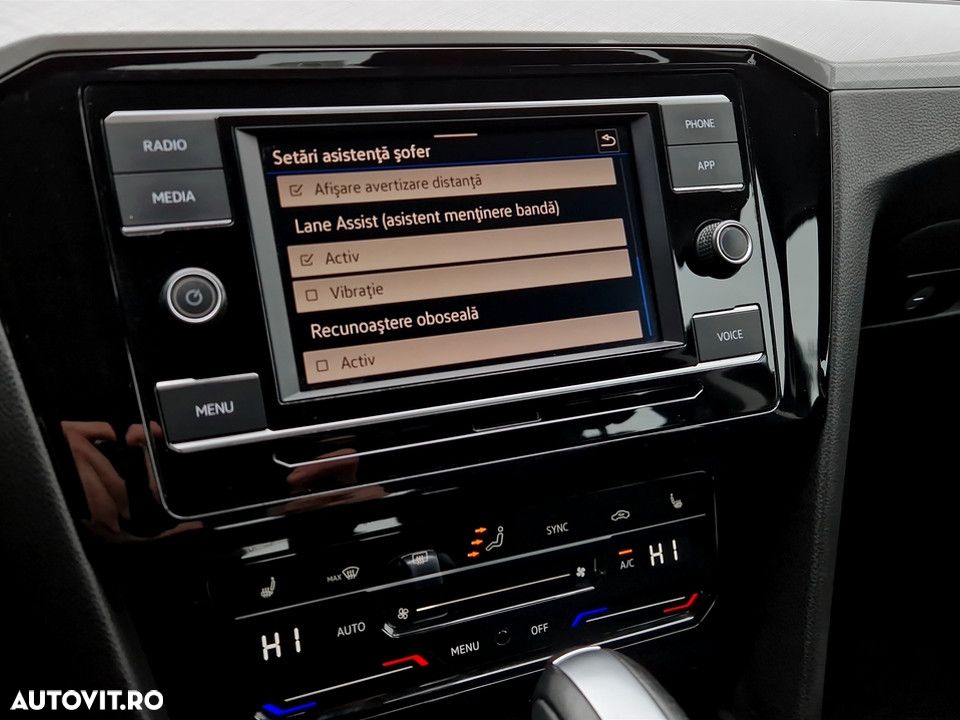 Volkswagen Passat 2.0 TDI DSG Comfortline - 22