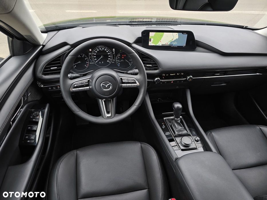 Mazda 3 - 8
