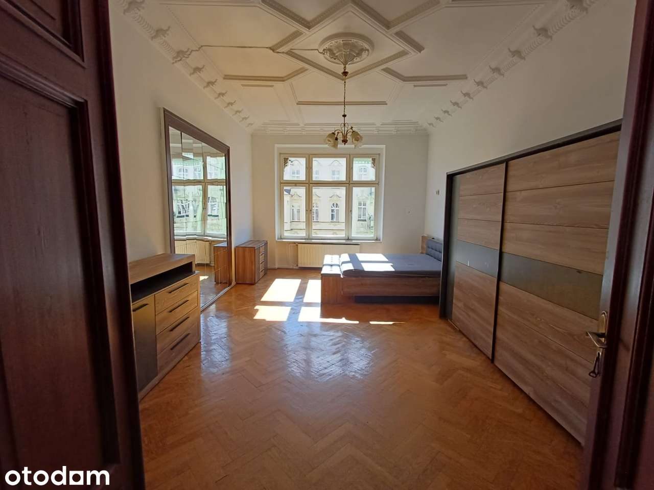 Odrestaurowana kamienica I Wysokość 3,30 m I 3 Pokoje