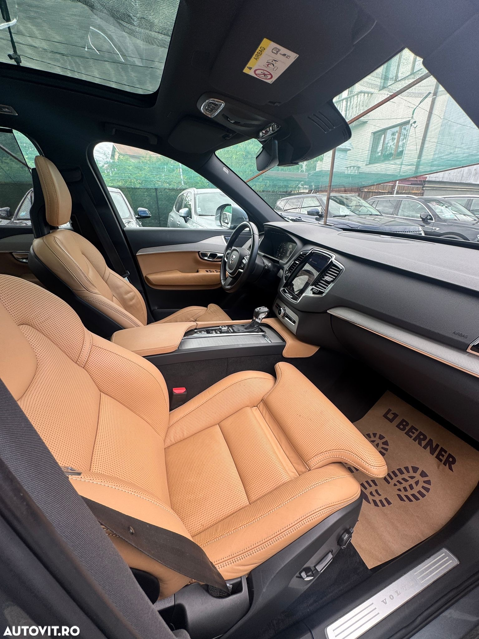 Volvo XC 90 - 15