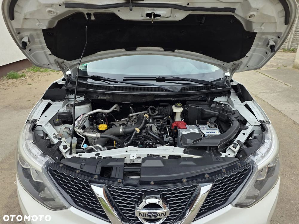 Nissan Qashqai 1.2 DIG-T Acenta EU6 - 29