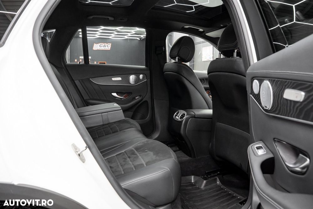 Mercedes-Benz GLC 300 4MATIC MHEV - 18