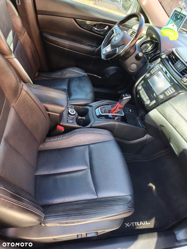 Nissan X-Trail 2.0 dCi ALL-MODE 4x4i Xtronic Tekna - 13