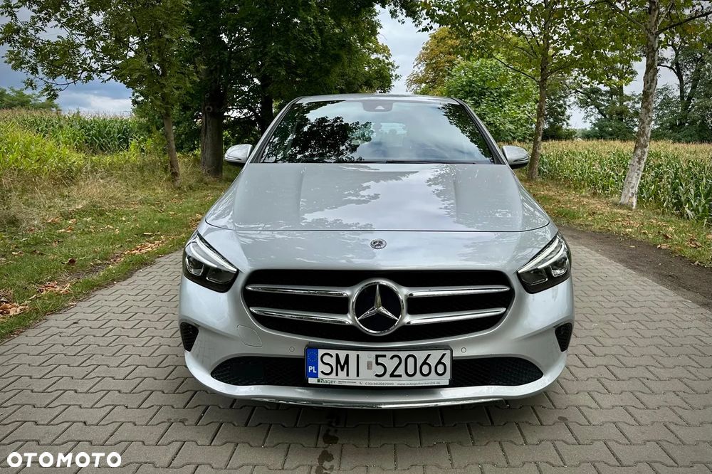 Mercedes-Benz Klasa B 180 d 8G-DCT Entry - 12