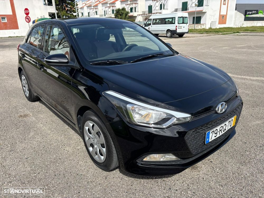 Hyundai i20 1.1 CRDi Access+Bluetooth+Comandos no Volante - 4