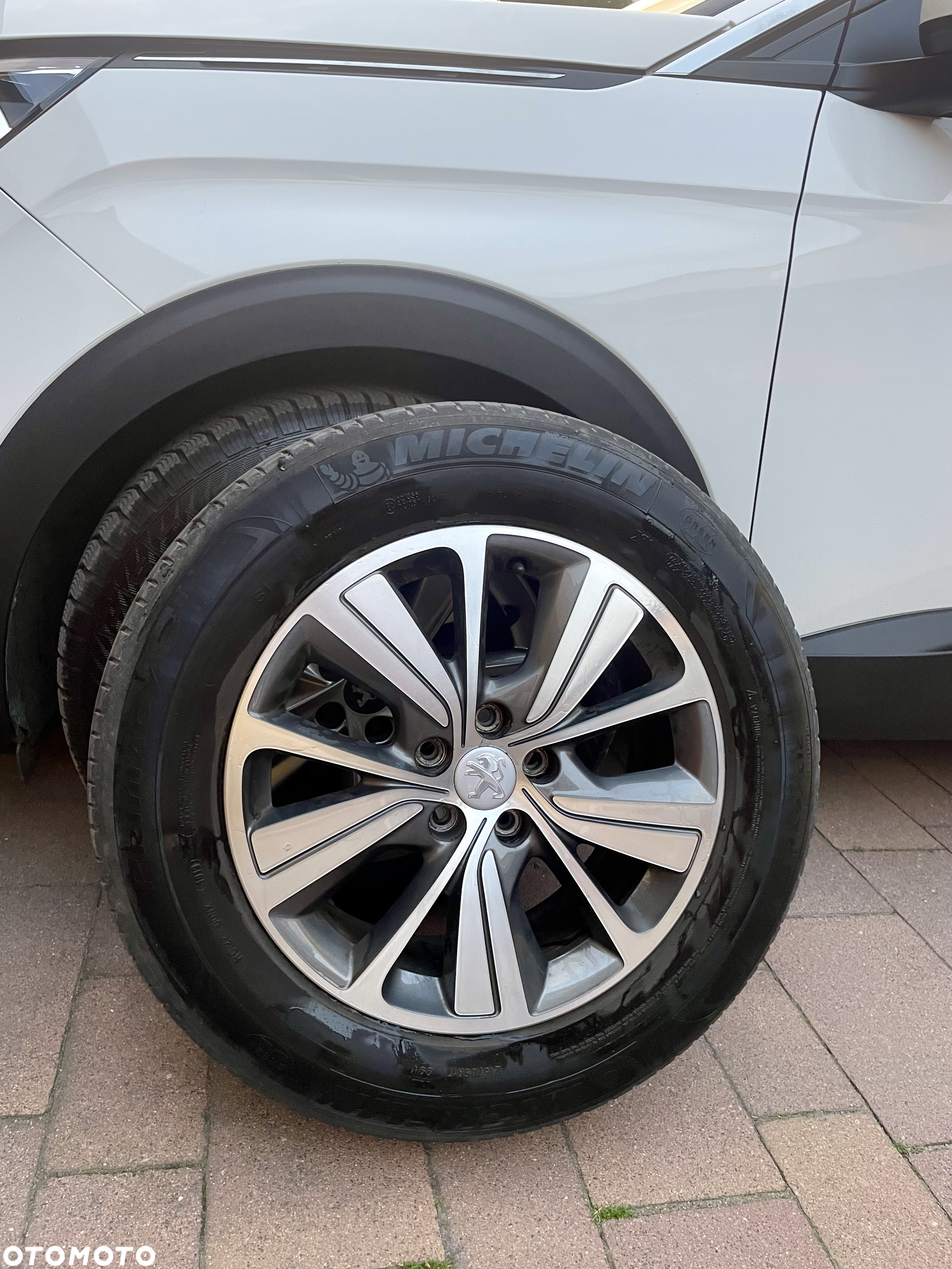 Peugeot 3008 1.2 PureTech Active Pack S&S - 13