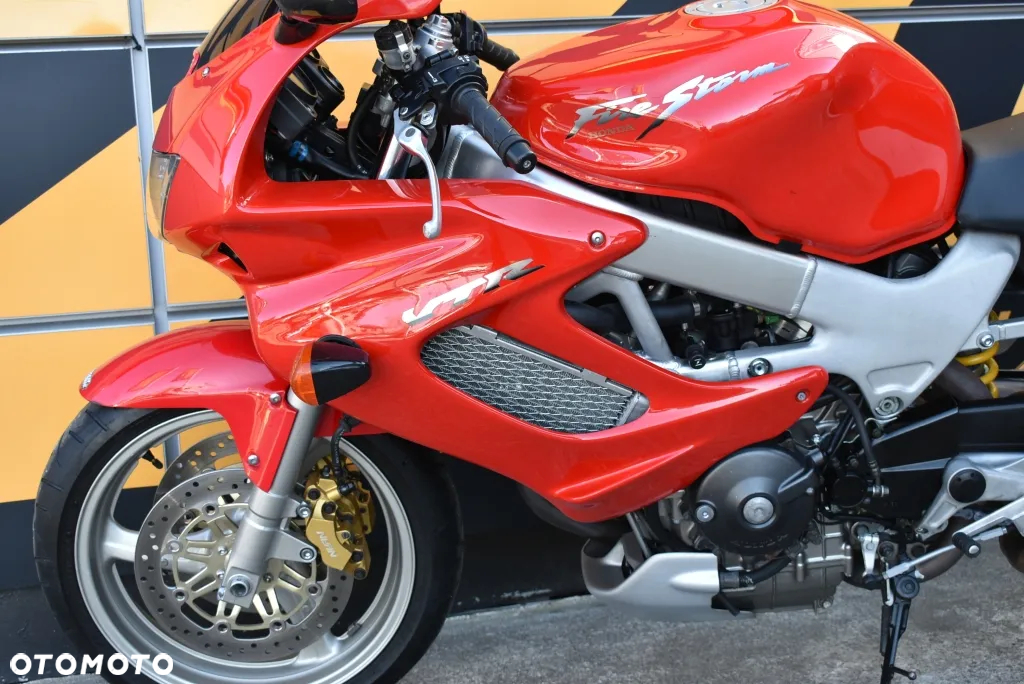 Honda VTR - 9