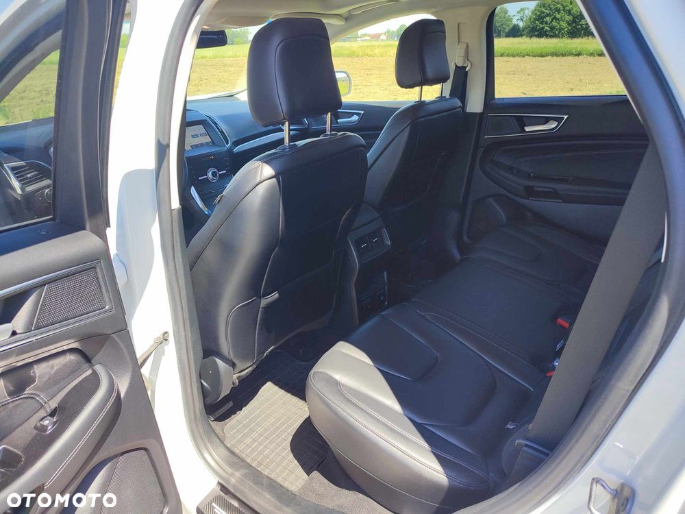 Ford Edge - 13