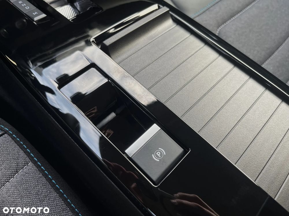 Citroën C4X BlueHDi 130 Stop&Start EAT8 SHINE - 33