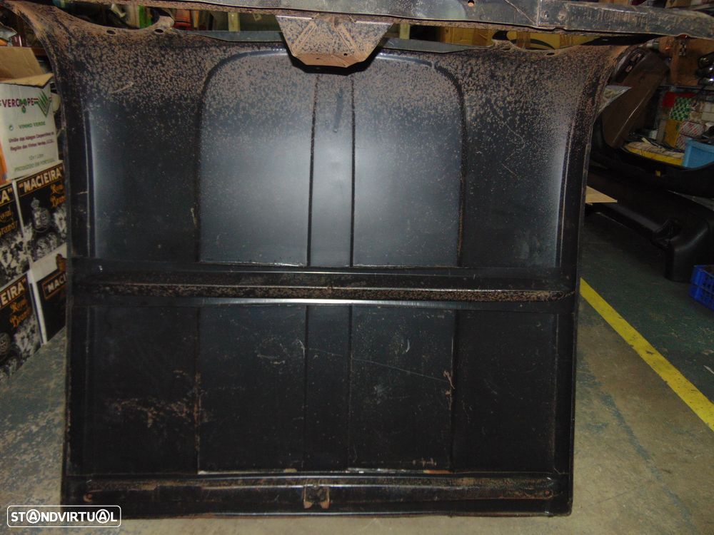 Renault 4l capot - 5