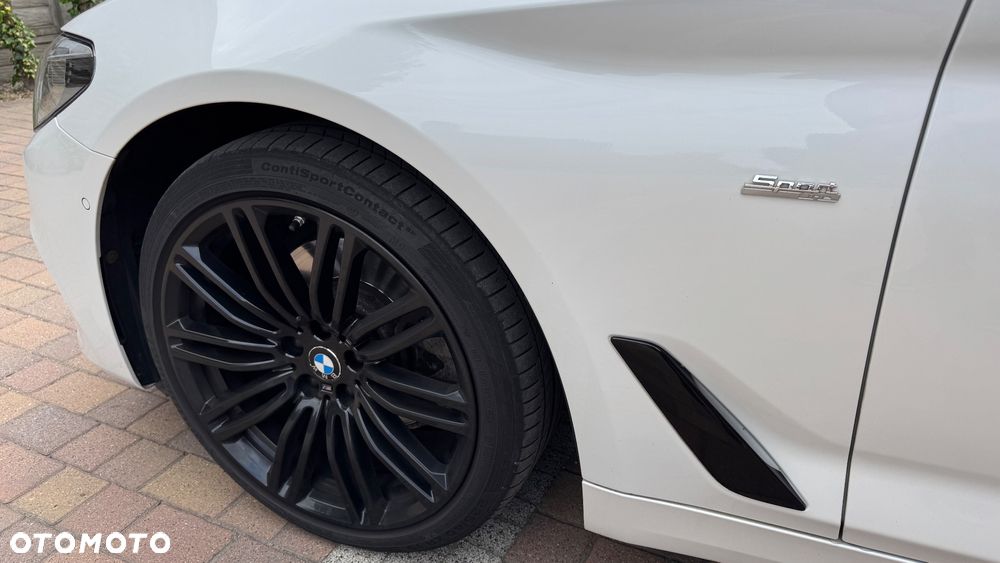 BMW Seria 5 520d Sport Line - 11