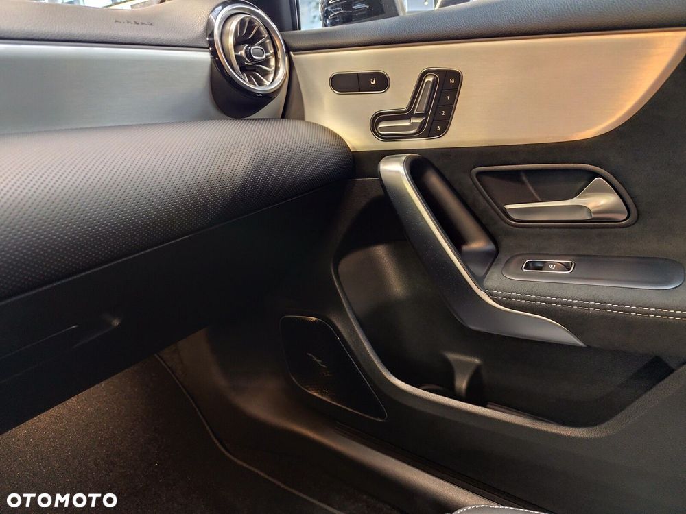 Mercedes-Benz Klasa A - 11