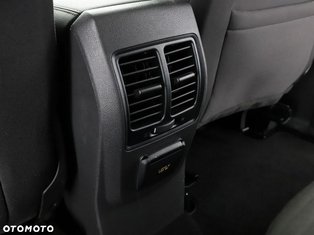 Ford C-MAX 1.5 EcoBoost Start-Stop-System Titanium - 34