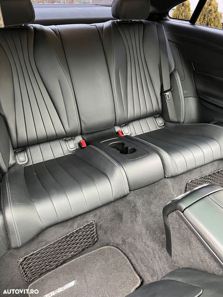 Mercedes-Benz E 300 Coupe 9G-TRONIC AMG Line - 8
