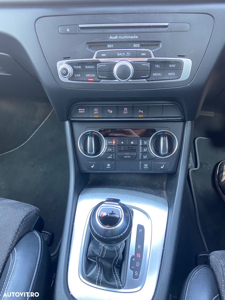 Audi Q3 2.0 TDI Quattro S tronic sport - 4