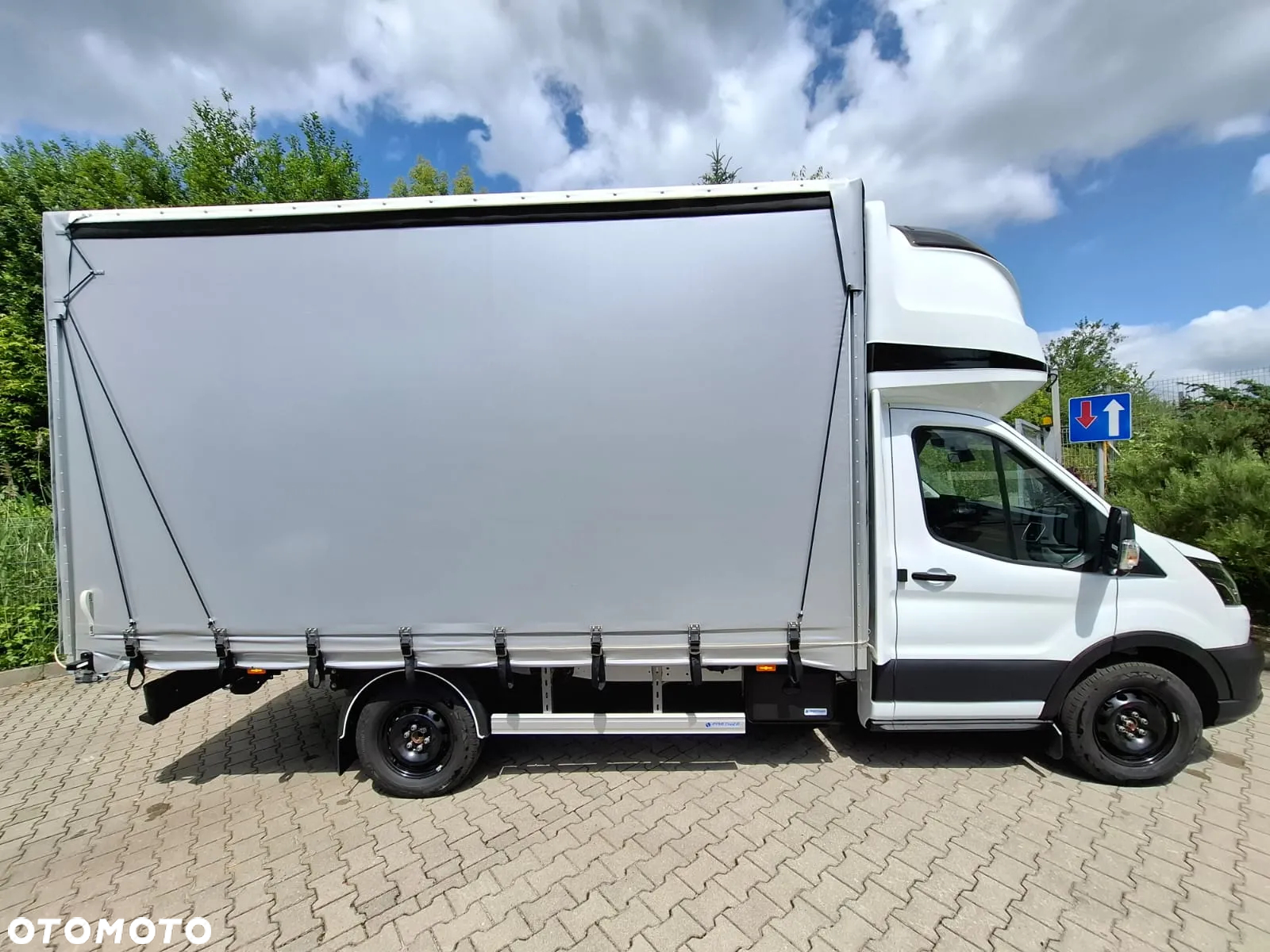 Ford Transit - 9