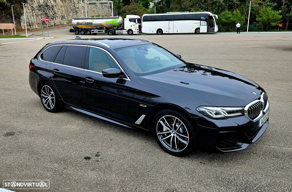 BMW 530 e Pack Desportivo M - 4